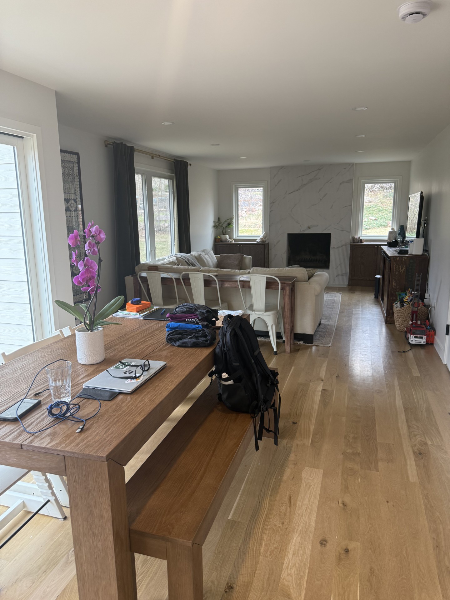 living room before 2 - Copy